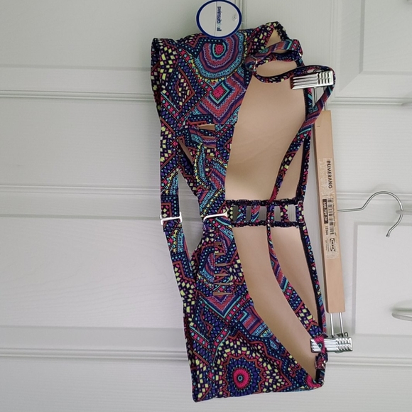 Bikino top - Picture 2 of 2